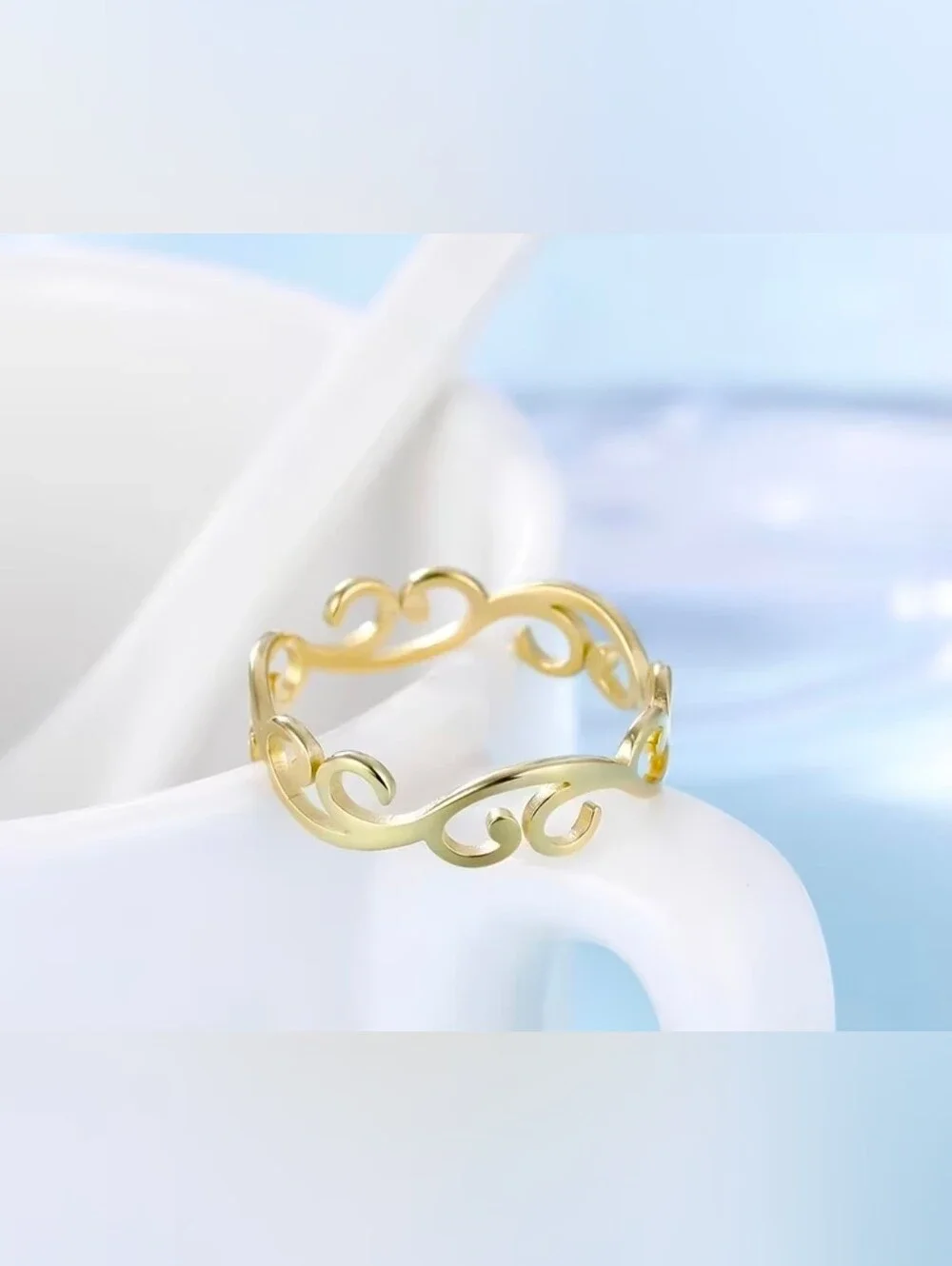Nikki Picks Jewelry graceful gold